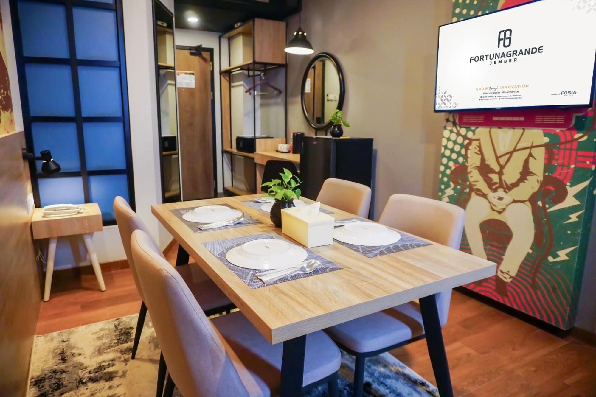 Hotel Fortunagrande Jember Luaran gambar