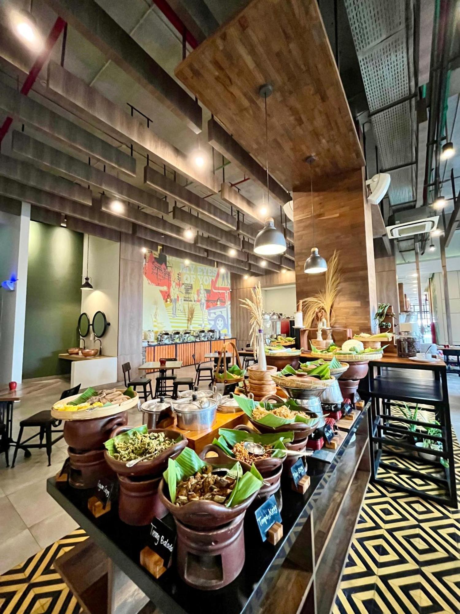 Hotel Fortunagrande Jember Luaran gambar